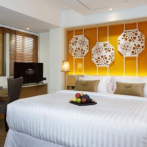 Luxus Zimmer mit Kingsize-Bett